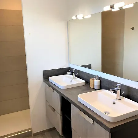 Villa Coconing A 7min Des Plages - Piscine Chauffee - Clim - Bbq - Parking Privatif - Fibre Porto-Vecchio (Corsica)